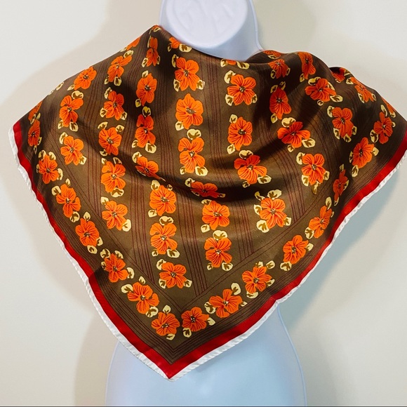 Vera Floral Print Vintage Scarf - Picture 7 of 9